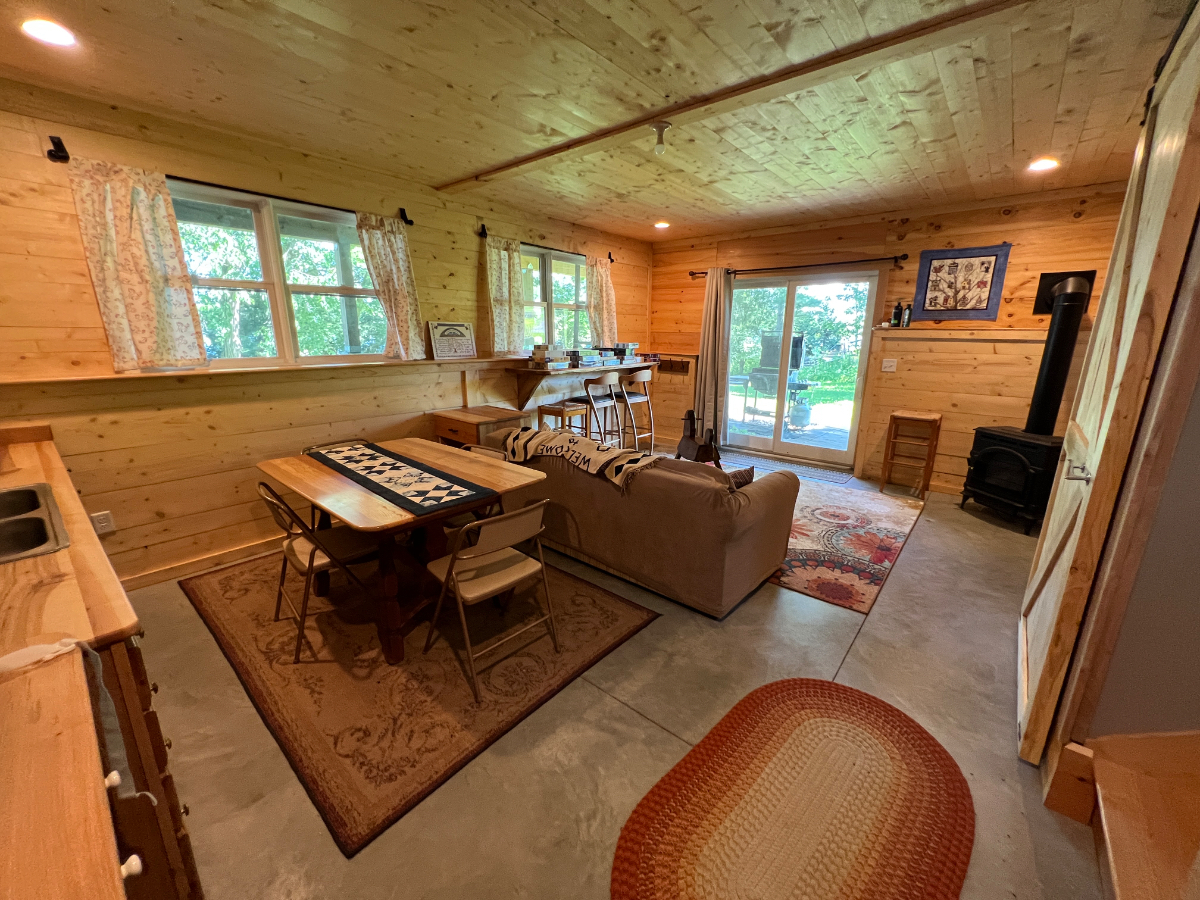 Lake house on Fairfield Pond - Photo 9