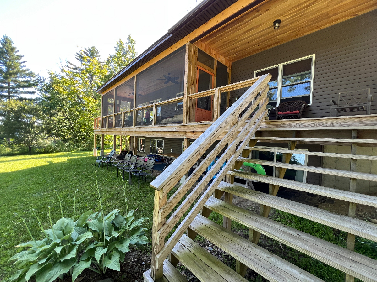 Lake house on Fairfield Pond - Photo 2