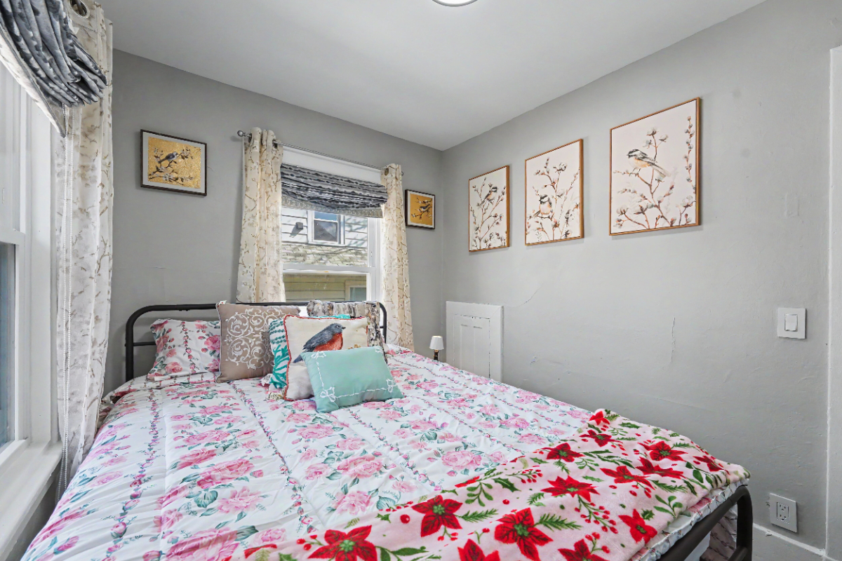 Brand New Charming 1B1B home away from home - Photo 2