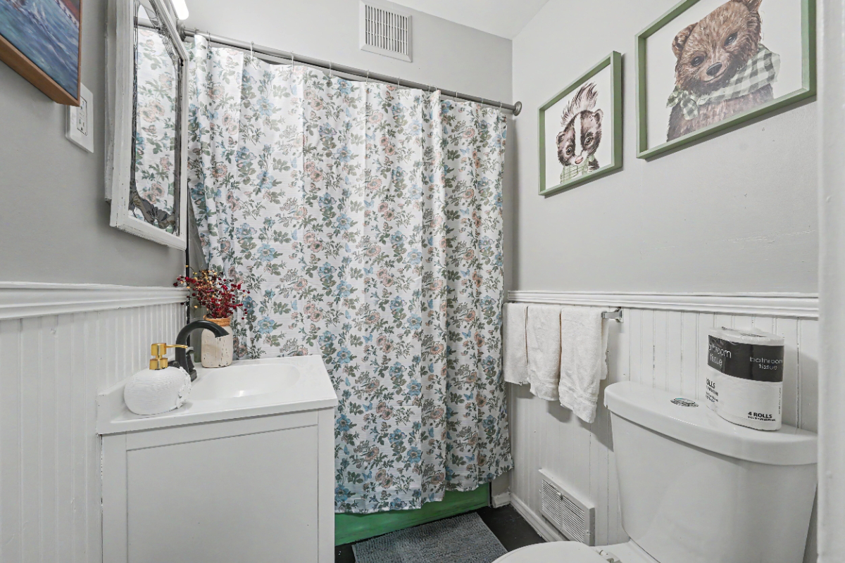 Brand New Charming 1B1B home away from home - Photo 4