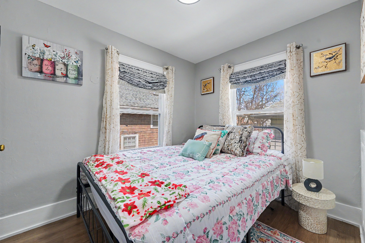 Brand New Charming 1B1B home away from home - Photo 6