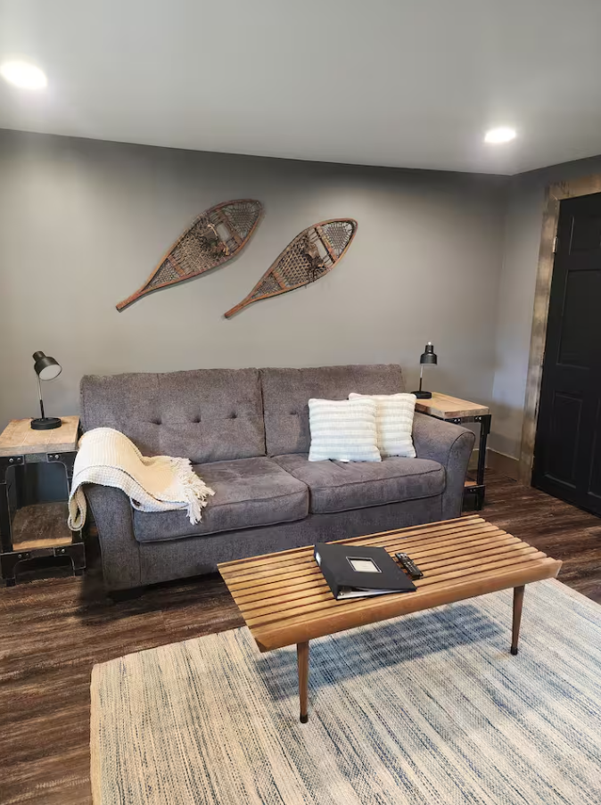 Studio Apartment - Photo 2