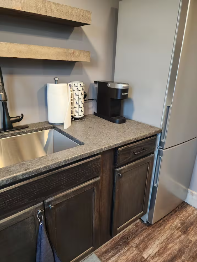 Studio Apartment - Photo 8