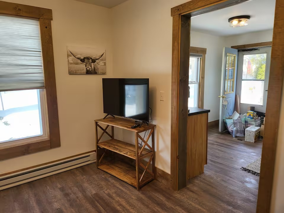 Modern 1BR Retreat Steps from Lake Placid Village - Photo 3