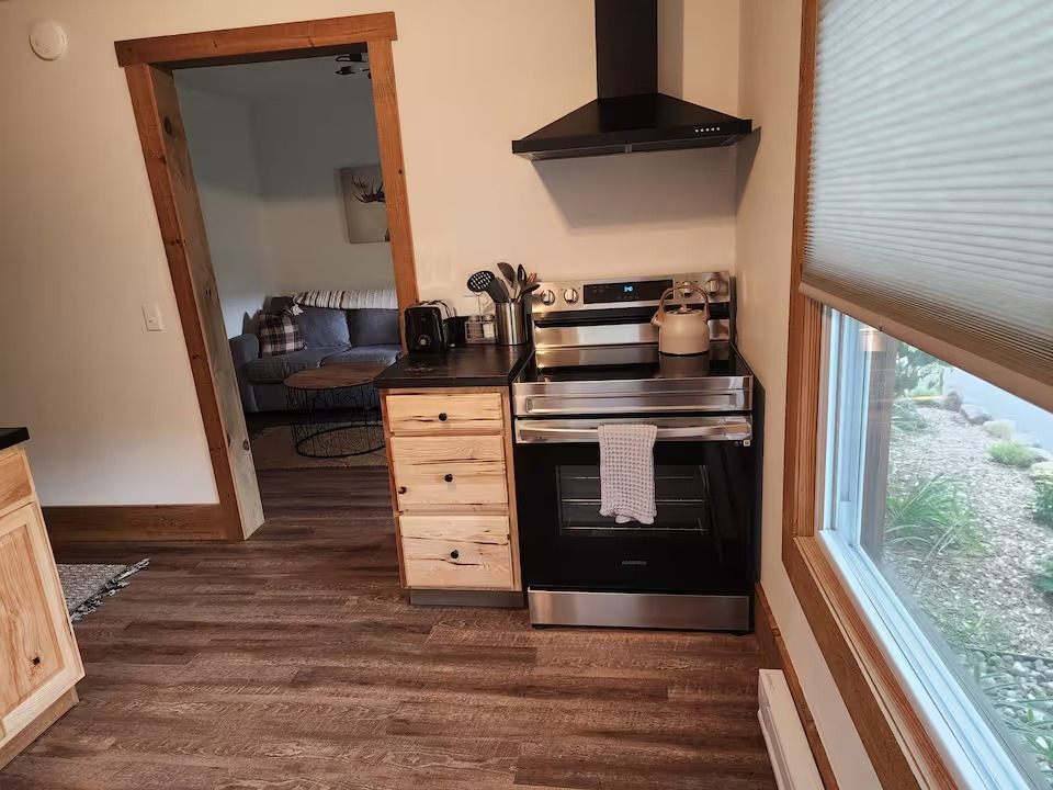 Modern 1BR Retreat Steps from Lake Placid Village - Photo 9
