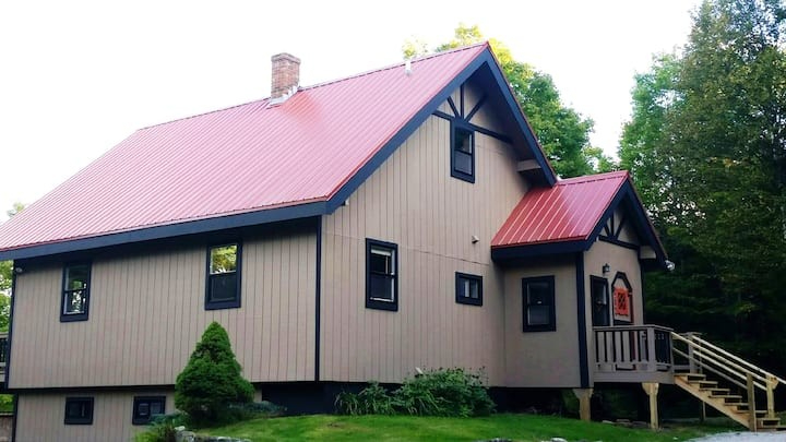 Upscale 3BR/2BA cabin in Vermont's Northeast Kingdom. Modern rustic interior, private trails, Starli - Photo 1