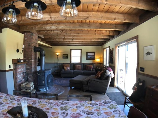 Upscale 3BR/2BA cabin in Vermont's Northeast Kingdom. Modern rustic interior, private trails, Starli - Photo 12