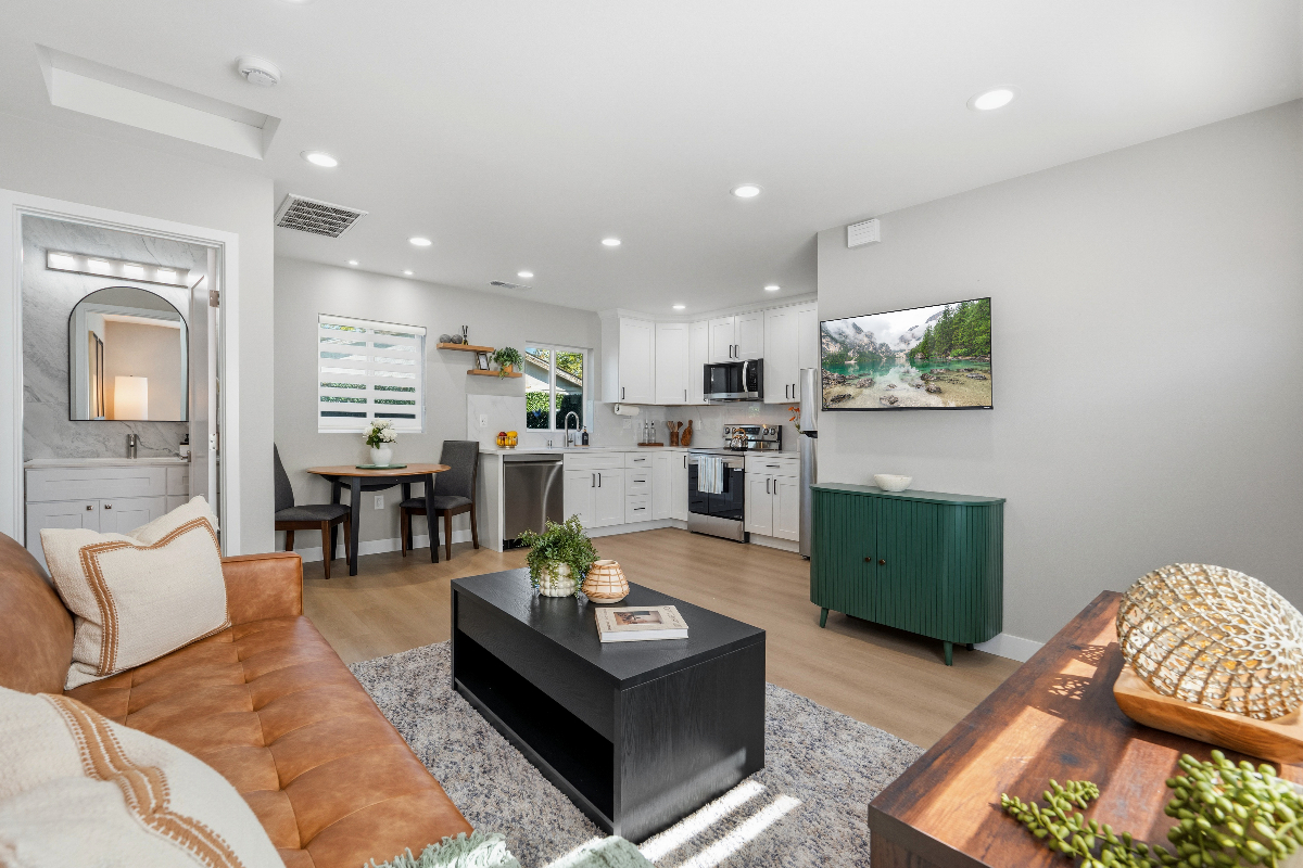Stunning NEW 1BD/1BA Home in Top San Jose Spot-Walk to Park, Near Tech/ Free Parking - Photo 2