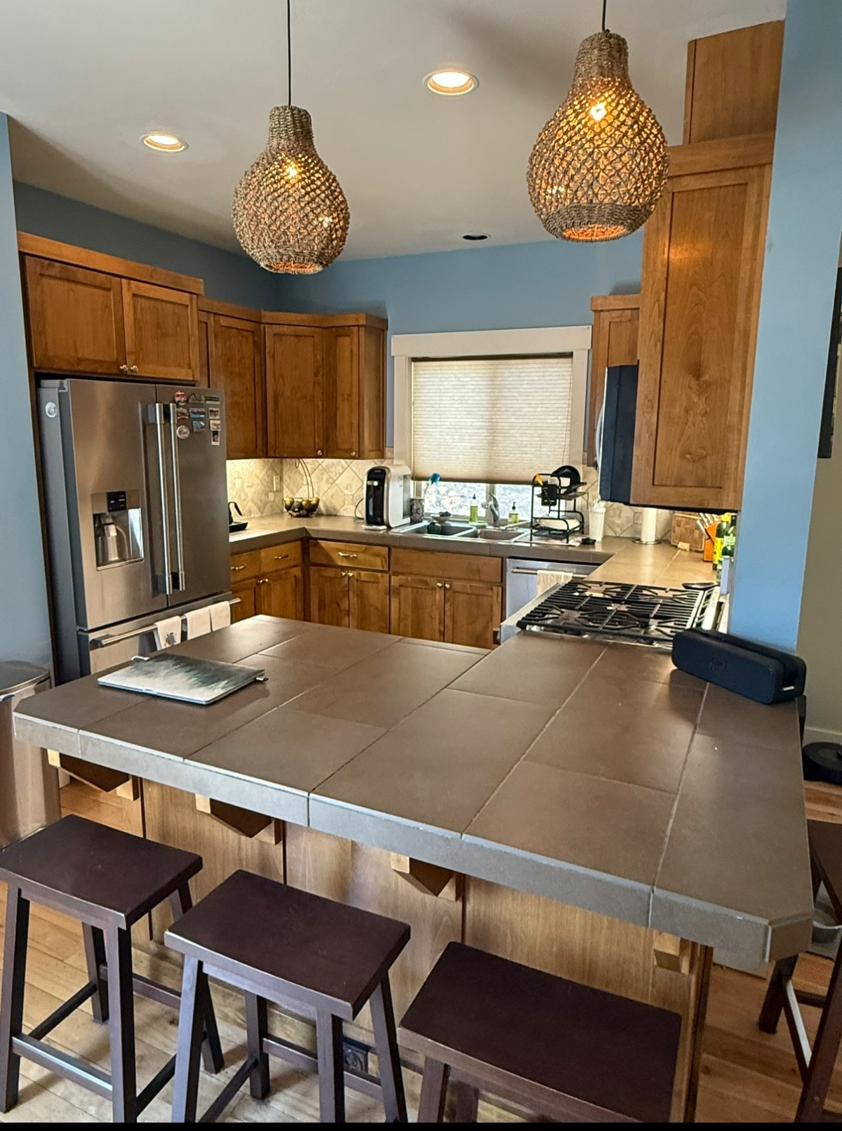 Furnished room with private attached bathroom in 3bd/3ba off Century West - Photo 5