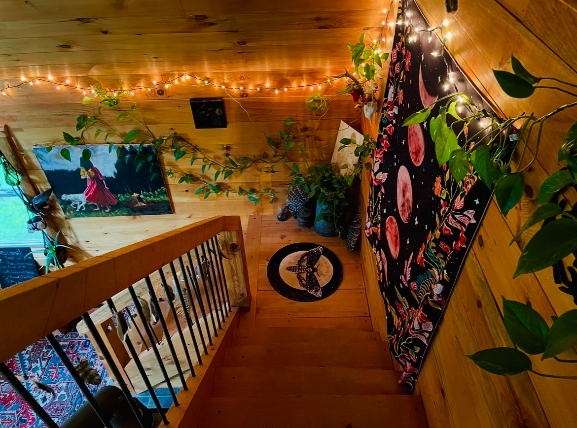 Cozy Furnished Cabin Near Smugglers Notch - Quiet, Private, Pet Friendly - Photo 10