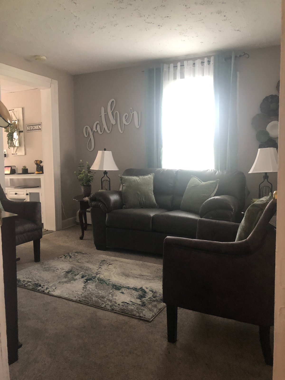 Fully Furnished 1 bedroom, 4 room apartment - Photo 3