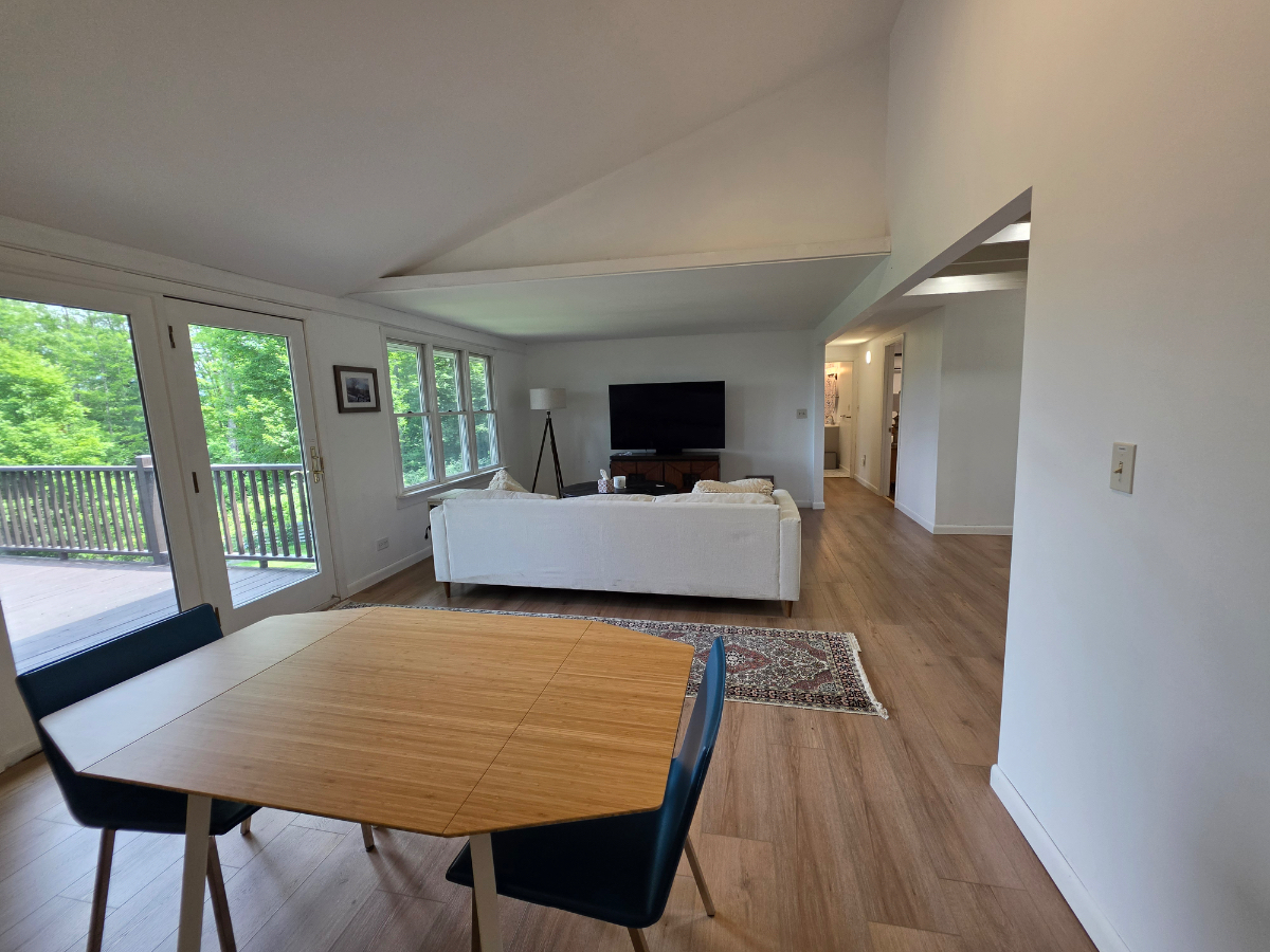 Panoramic Mountain Views - Renovated Home w/ Fiber WiFi, EV Charger, & Peloton - Near 3 Ski Resorts - Photo 5