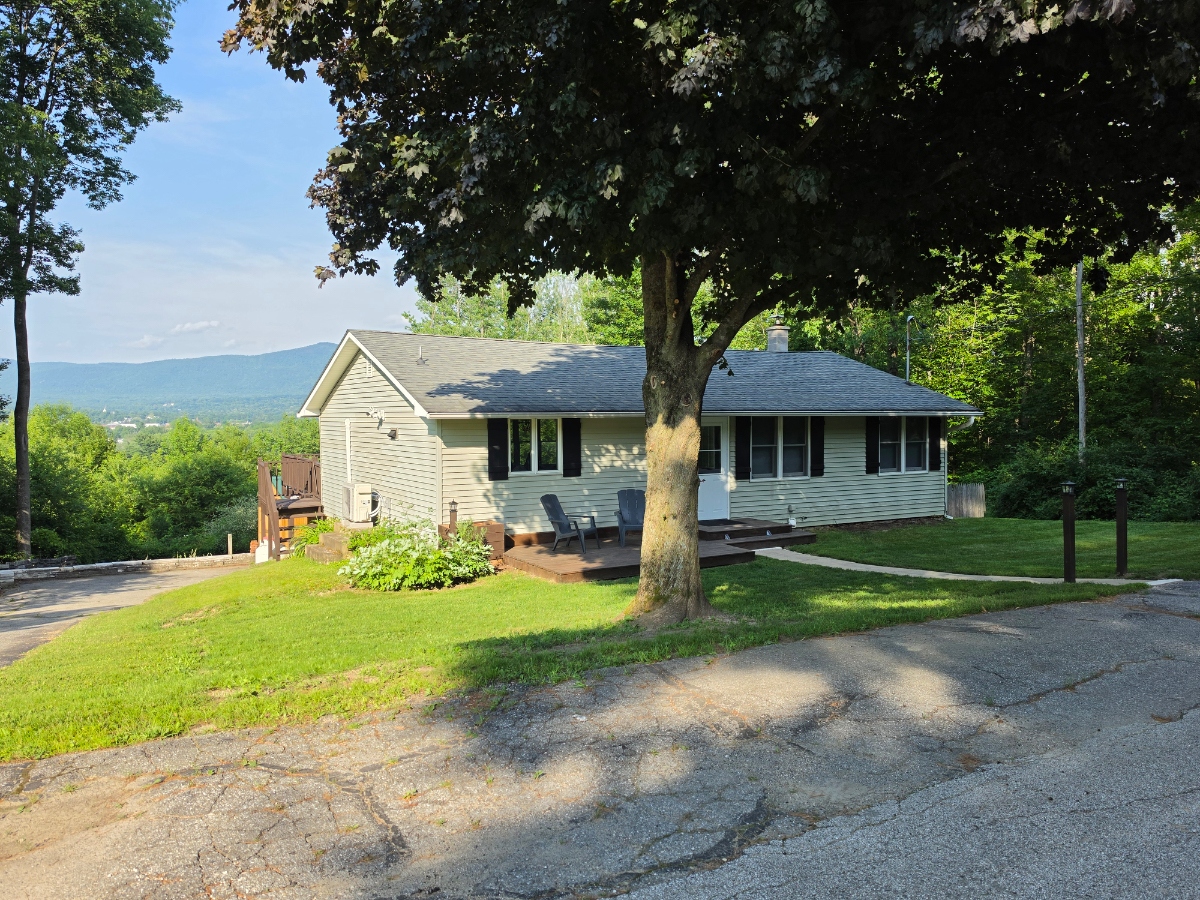 Panoramic Mountain Views - Renovated Home w/ Fiber WiFi, EV Charger, & Peloton - Near 3 Ski Resorts - Photo 1
