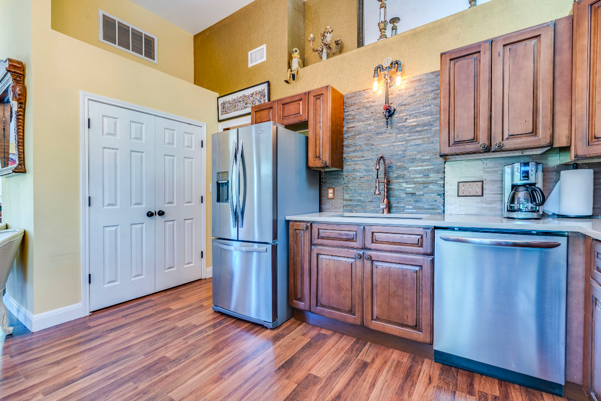 Steampunk Sensation 2bd / 2ba - Photo 7
