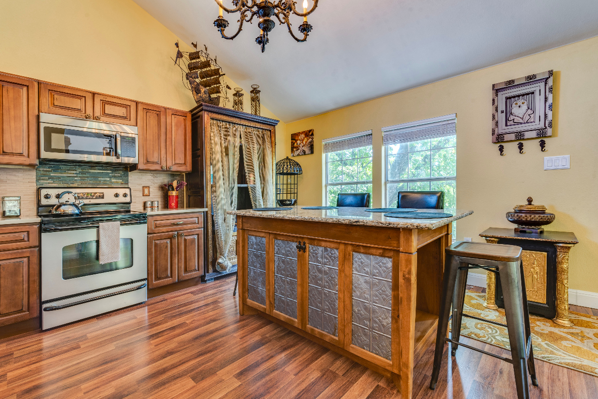Steampunk Sensation 2bd / 2ba - Photo 6