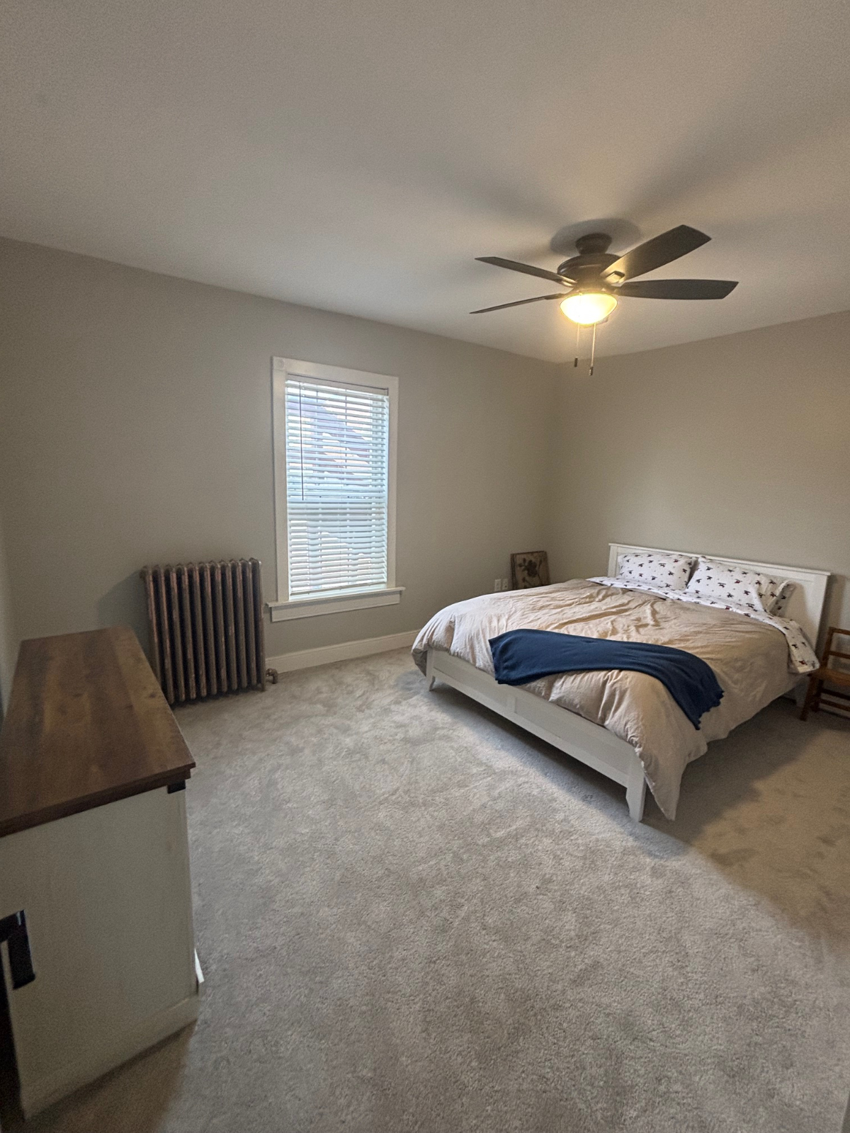 Quiet 2 bed 1st Fl Apt - Walking distance to downtown, New Appliance and Furniture - Photo 8