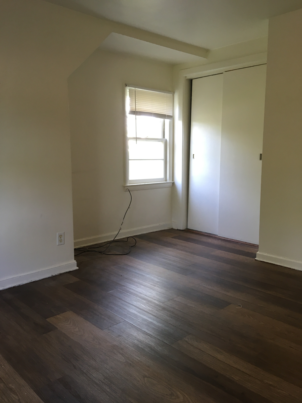 Beautiful 2 Bedroom- Close to Guthrie, Cayuga Medical, and Cornell University - Photo 4