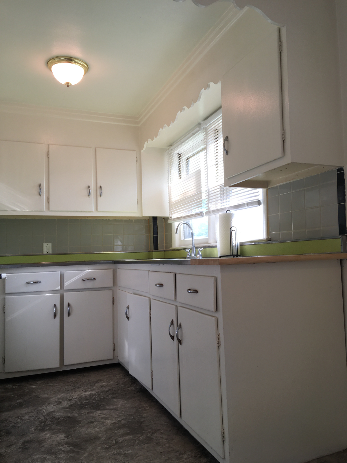 Beautiful 2 Bedroom- Close to Guthrie, Cayuga Medical, and Cornell University - Photo 5