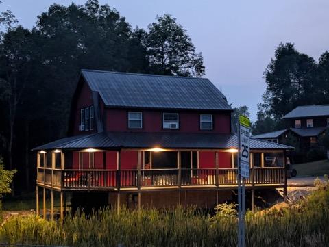 Quiet Country Studio Escape with Cozy Deck, Modern Comfort - Photo 2