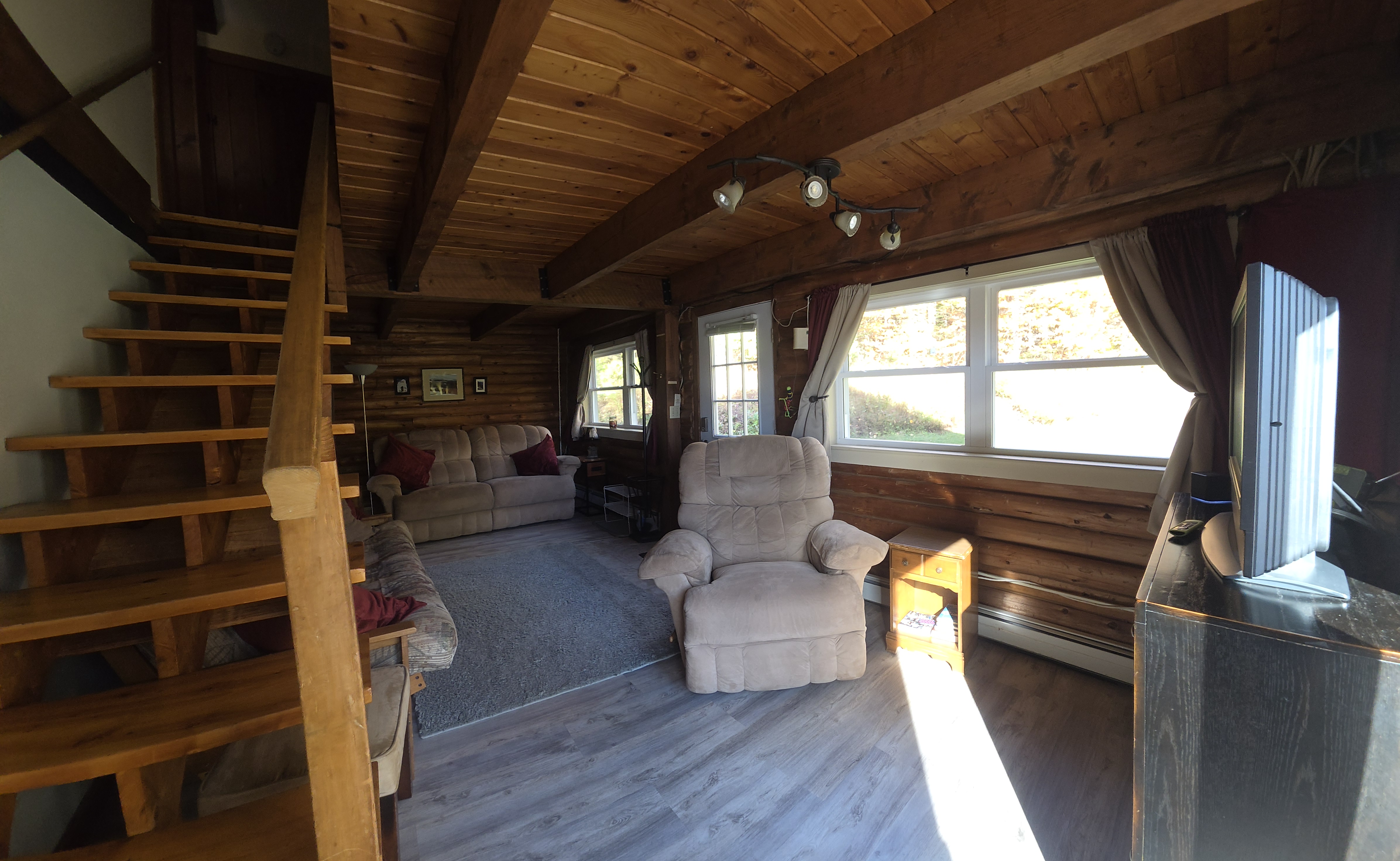 3 Bedroom Cabin-6.5 Miles from I-91 - Photo 6