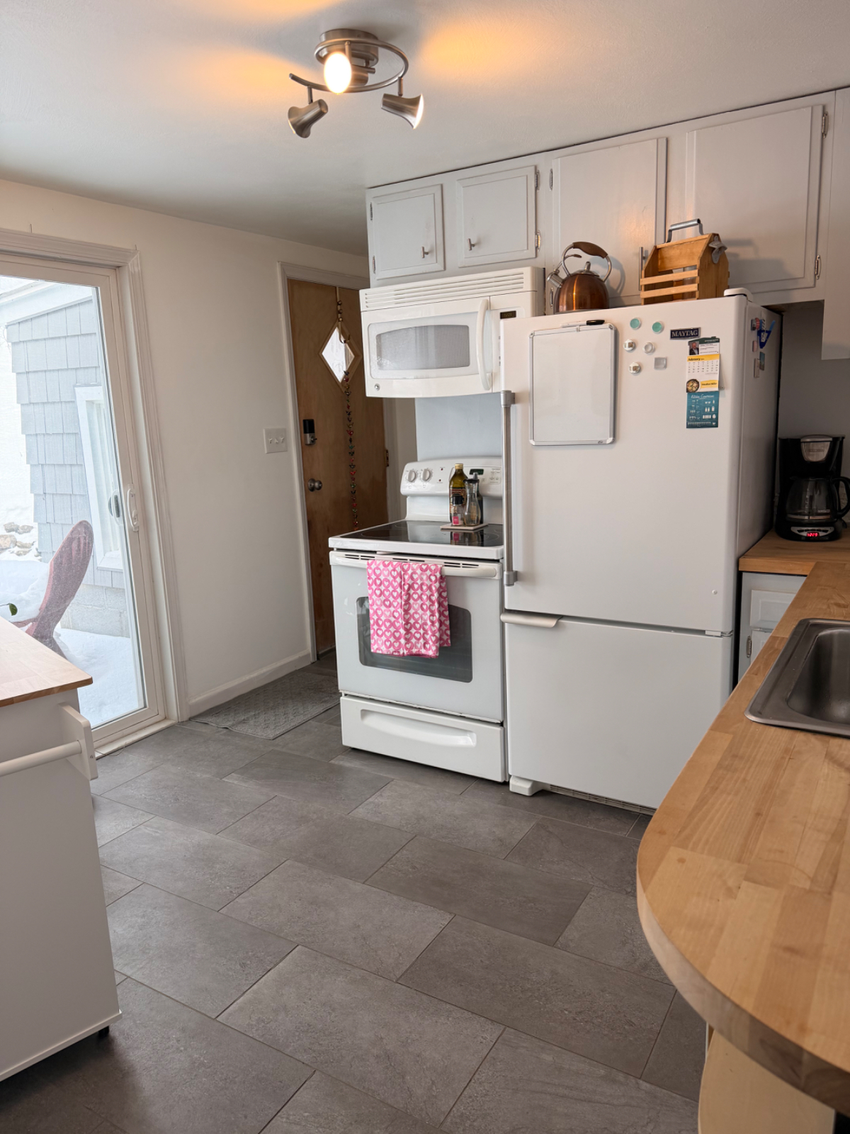 Cozy Cottage - Photo 4
