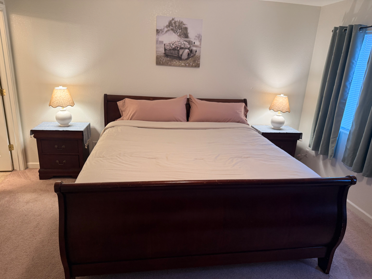 3 bed 2.5 Bath Charming Townhouse - Photo 2