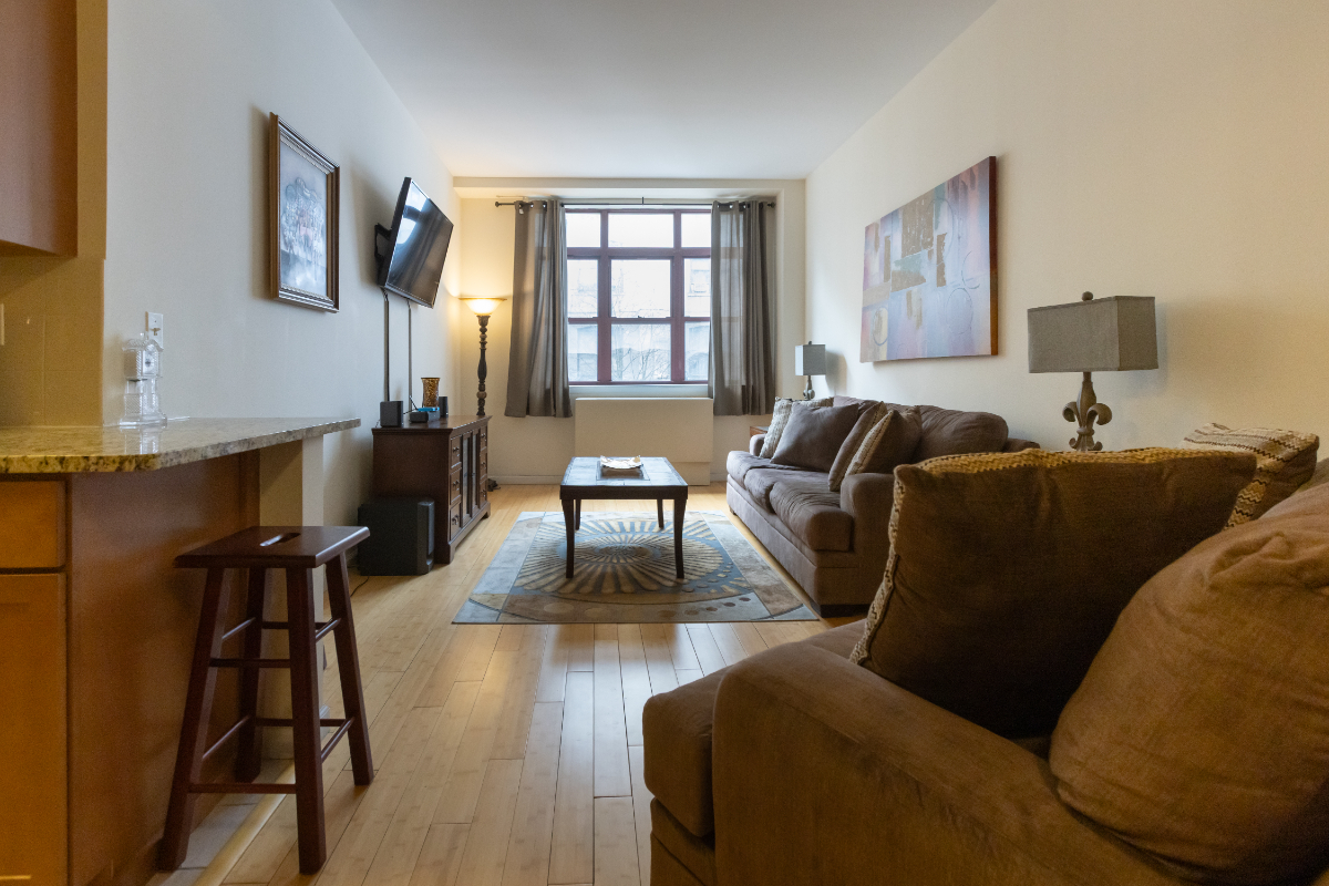 Renovated 1 BDR Condo Steps From Apollo Theater, Riverside Park, And Major Subway Lines - Photo 6