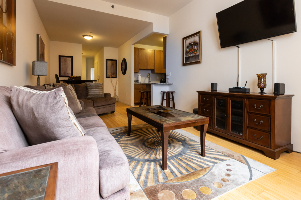 Renovated 1 BDR Condo Steps From Apollo Theater, Riverside Park, And Major Subway Lines - Photo 8