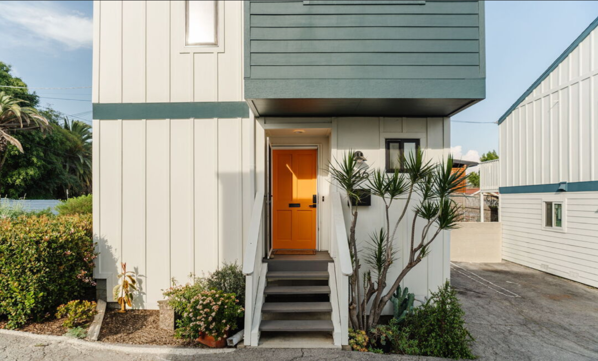 Silver Lake Charmer - Photo 1