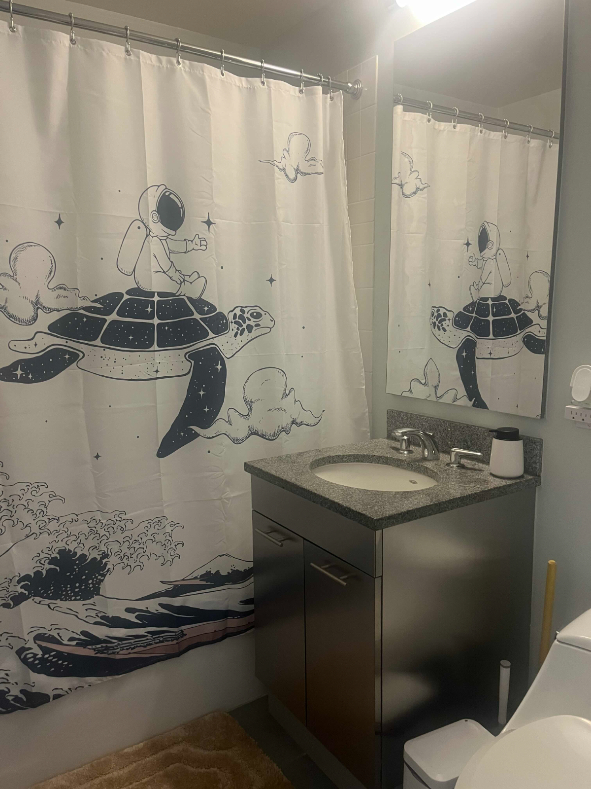 Quiet Room and Private Bathroom a block from Ft. Greene Park & Brooklyn Hospital - Photo 7