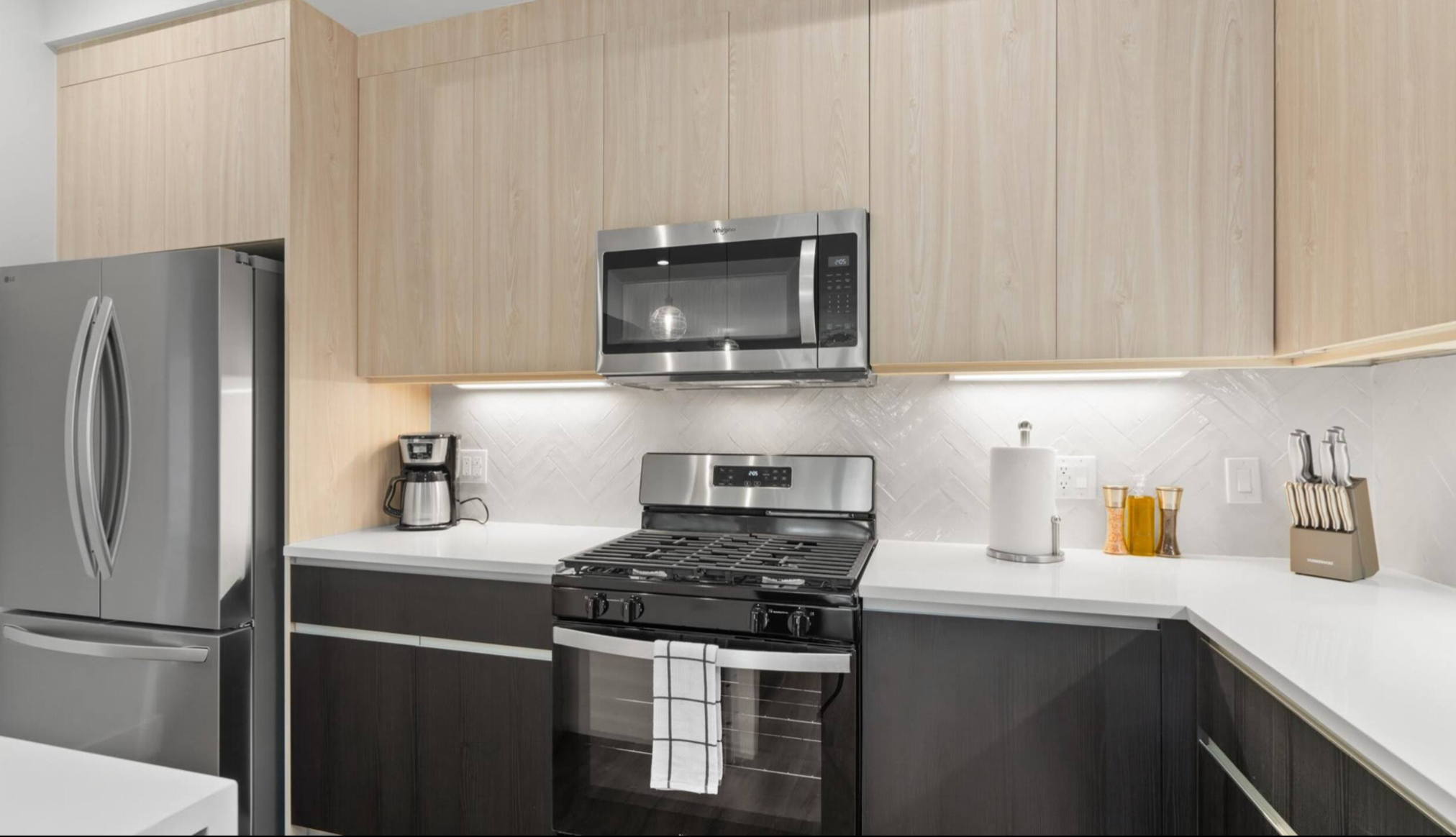 Brand New Luxury Condo Near SOCO (206) - Photo 9