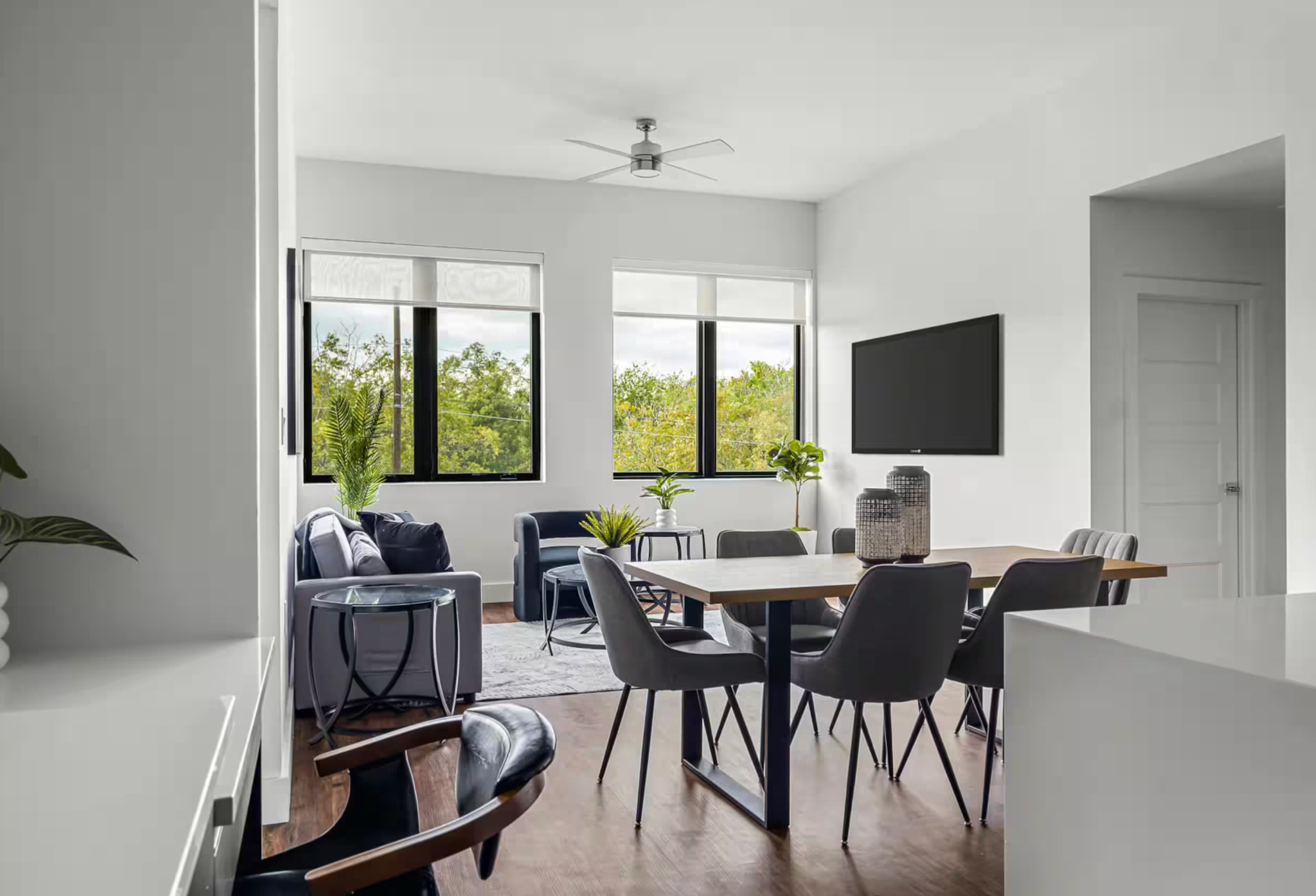 Brand New Luxury Condo Near SOCO (206) - Photo 11