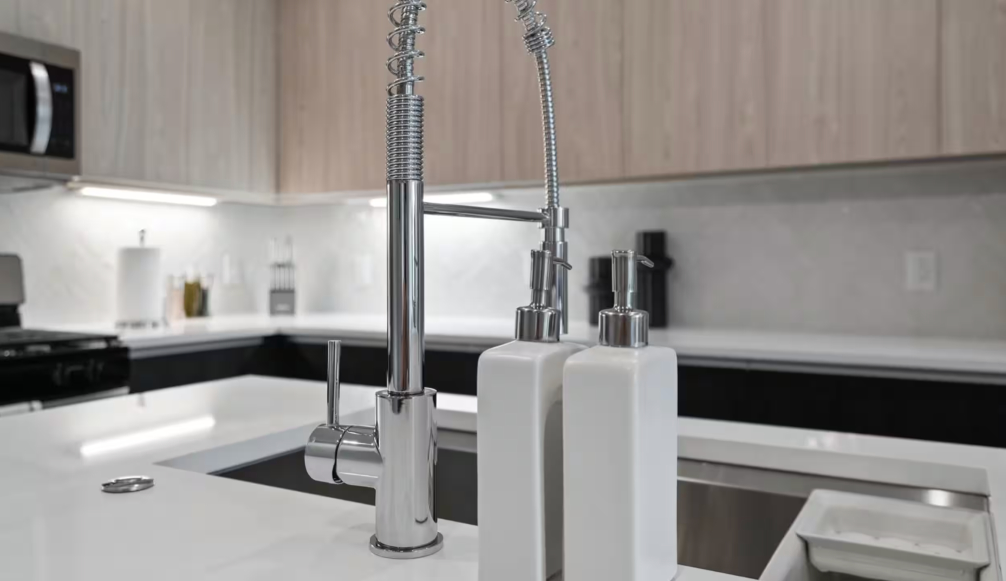 Brand New Luxury Condo Near SOCO (206) - Photo 7