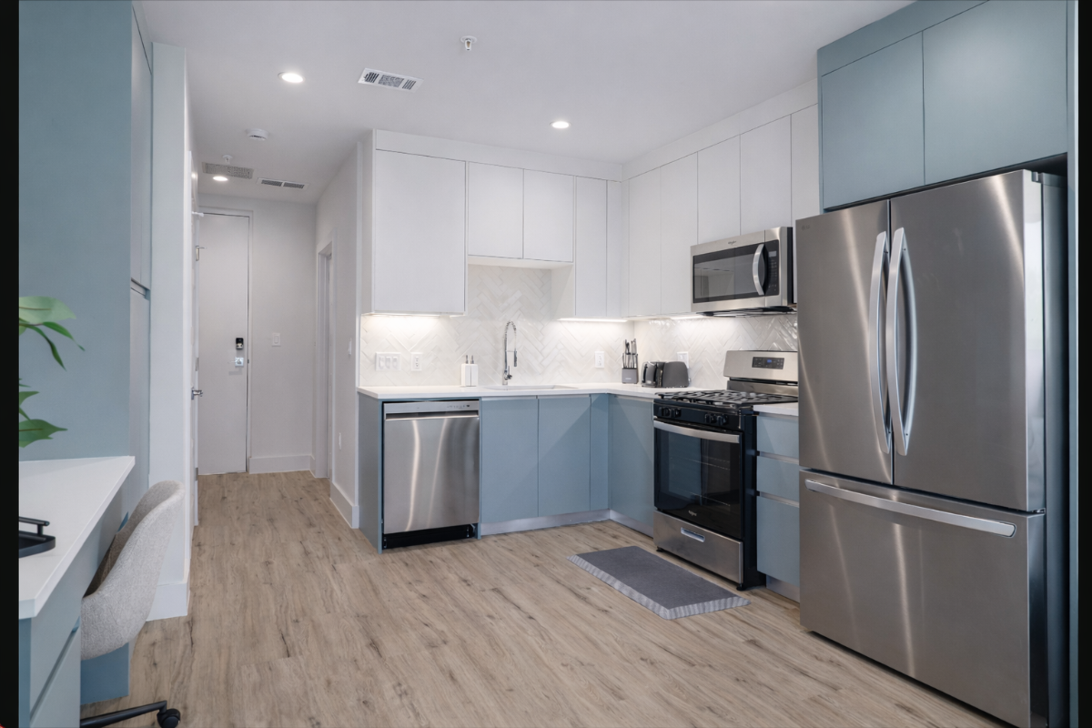 Brand New Luxury Condo Near SOCO (206) - Photo 4