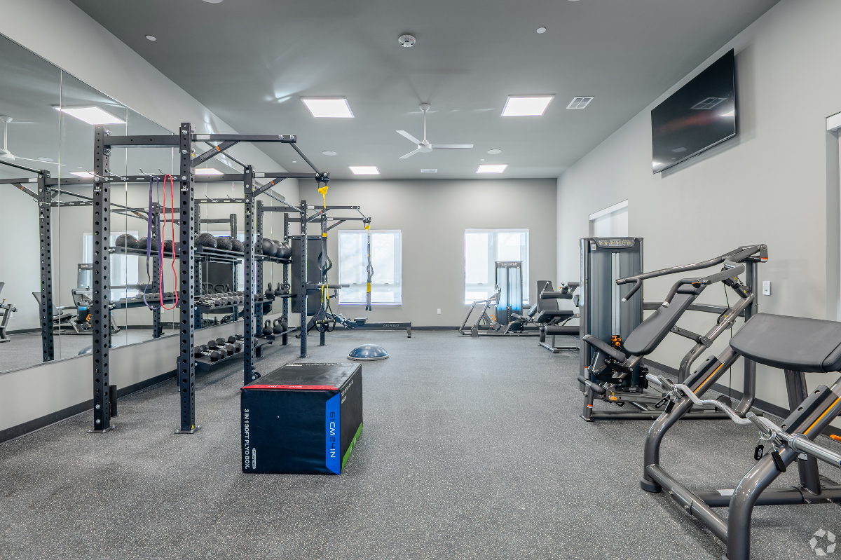 Studio 227 - Photo 6