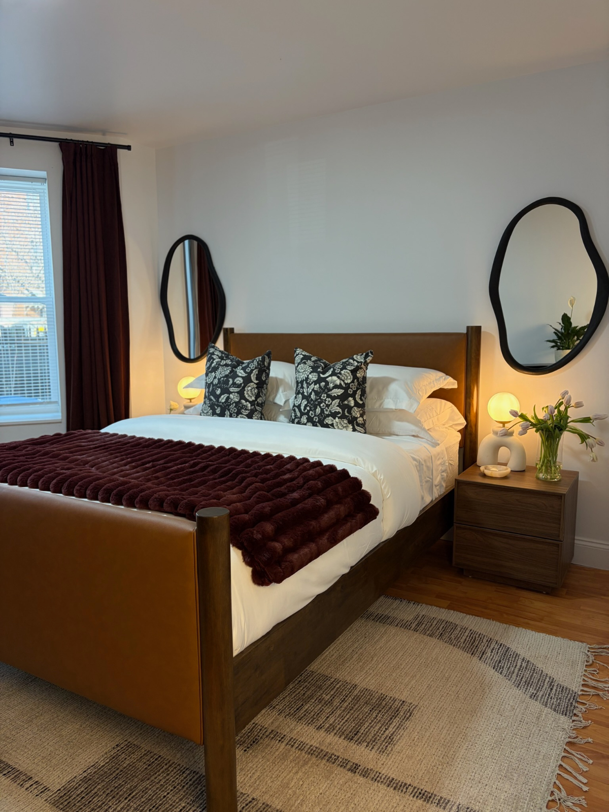 Bright three-bedroom apartment with outdoor space near Prospect Park - Photo 8