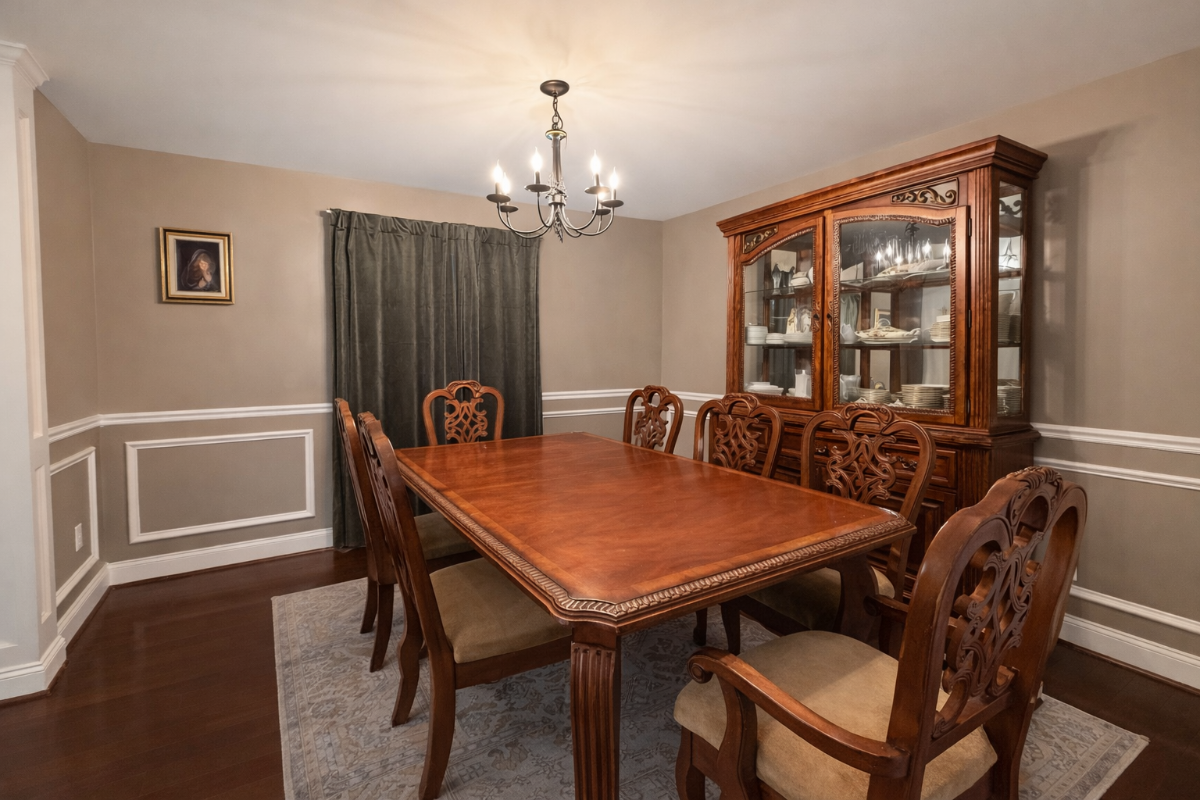 Executive Housing near Lockport and East Amherst - Photo 4