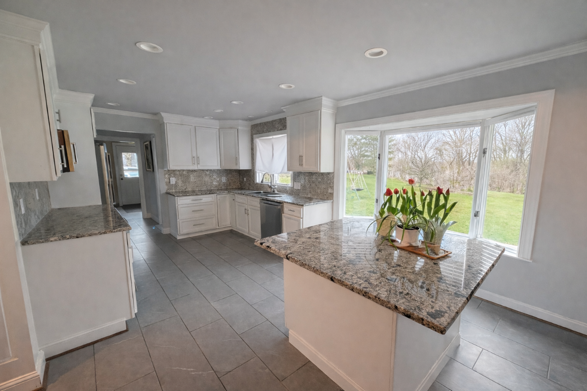 Executive Housing near Lockport and East Amherst - Photo 5