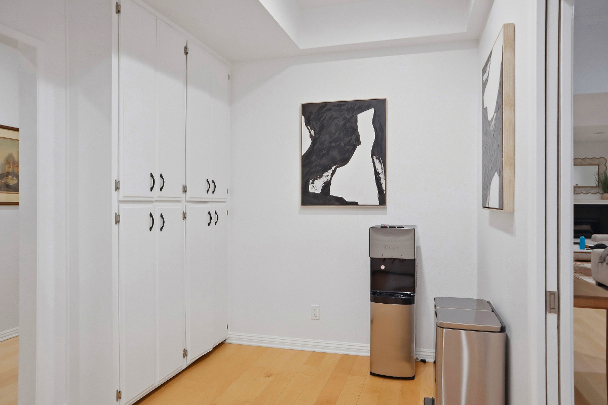 1792 sq ft Executive Furnished Condo 2 Ensuite Bedrooms Near UCLA Cedars Sinai Century City - Photo 6