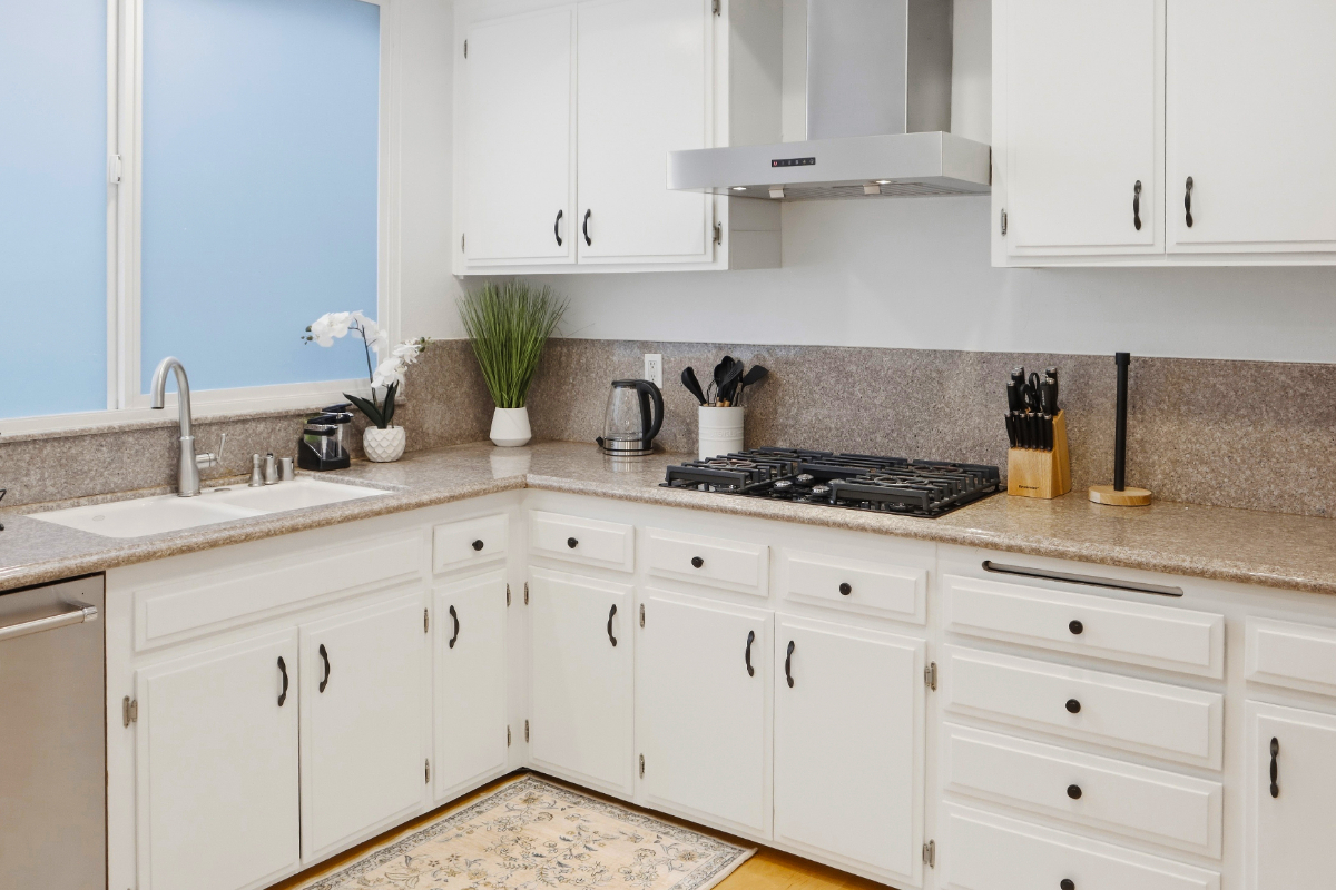 1792 sq ft Executive Furnished Condo 2 Ensuite Bedrooms Near UCLA Cedars Sinai Century City - Photo 4
