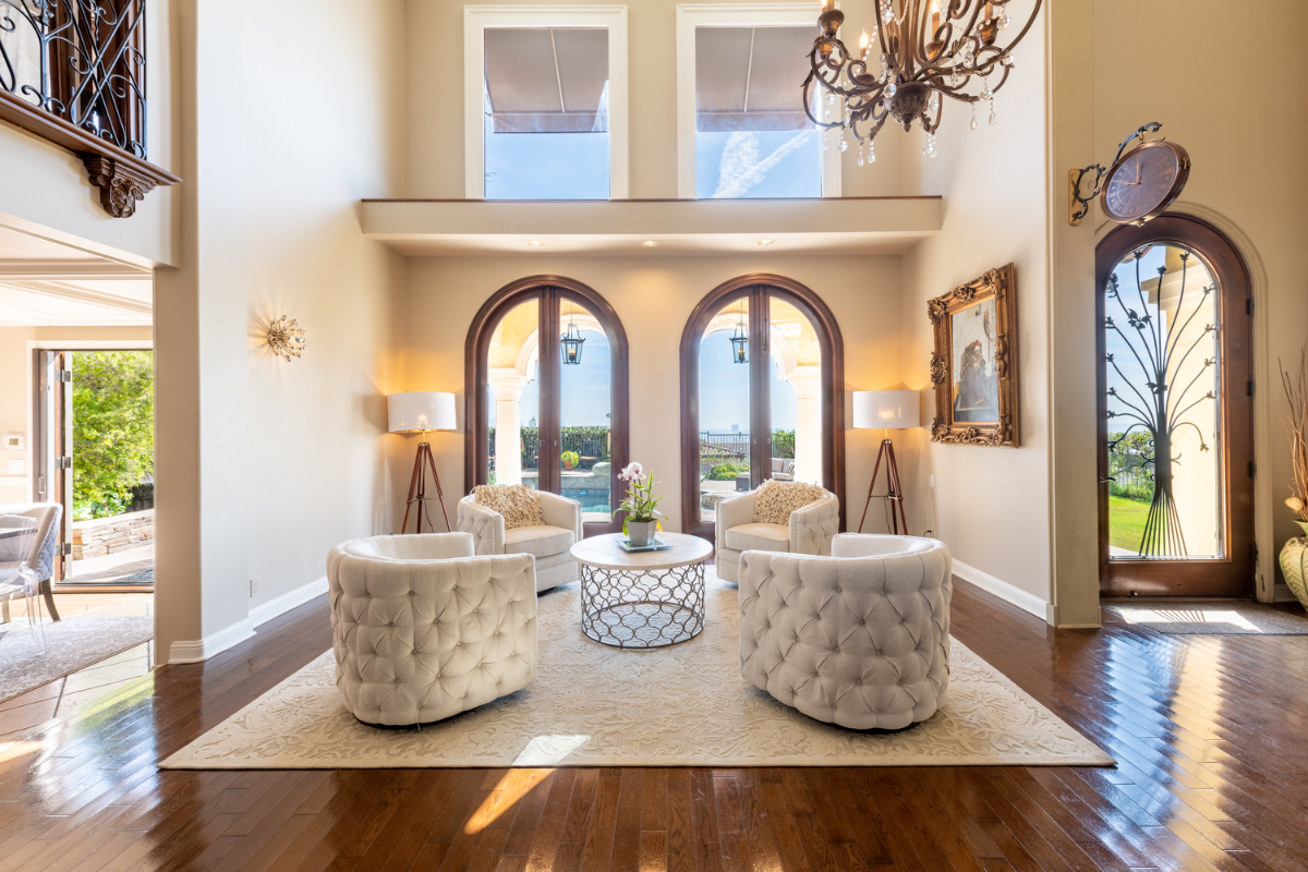 Tuscan Villa - Photo 1