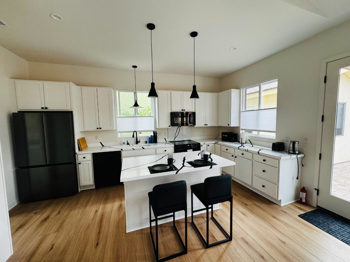 Secluded Private Cottage, 2BR/1BR - Photo 3