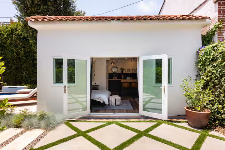 Private, Modern Guest House with Patio Access in a Gated Setting - Photo 1