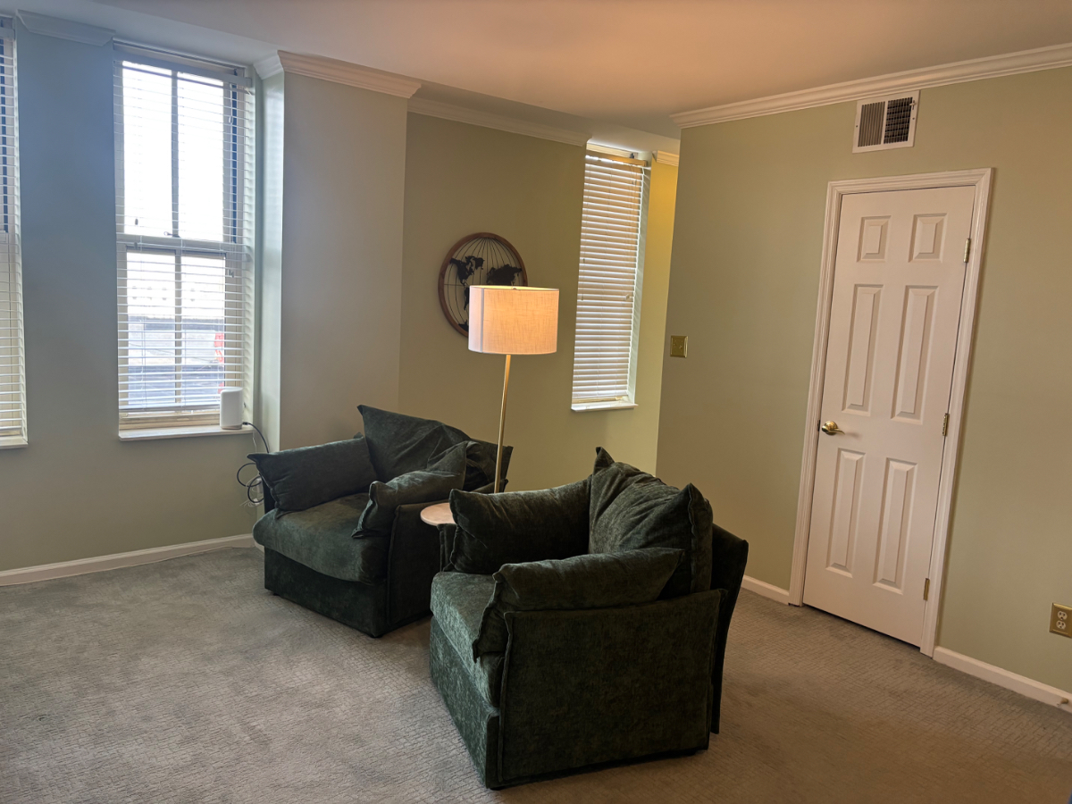 Upscale Condo in one of Huntingtons Historical Downtown Highrises - Photo 3