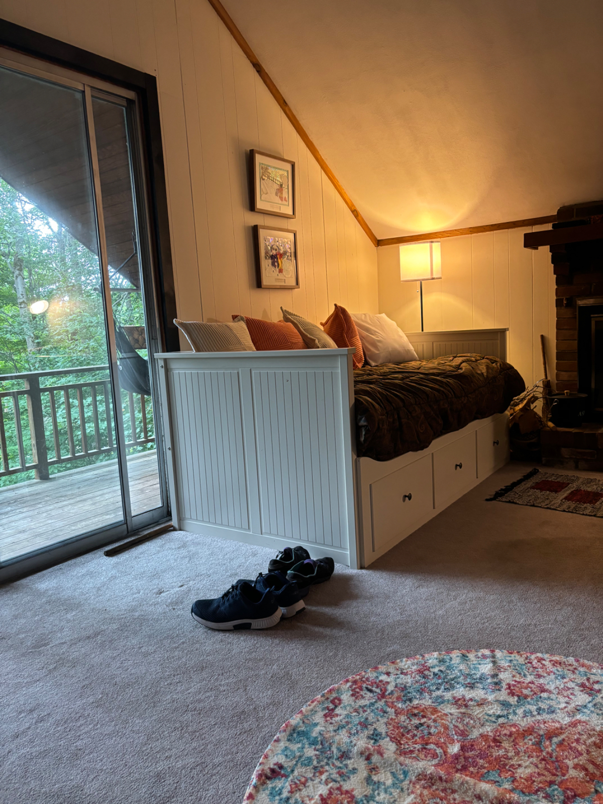 Little House on The Hill - Photo 4