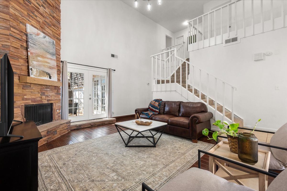 CASA 2302 - Photo 6