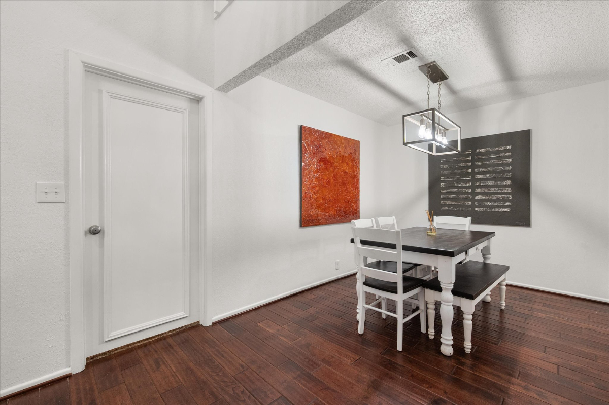 CASA 2302 - Photo 8