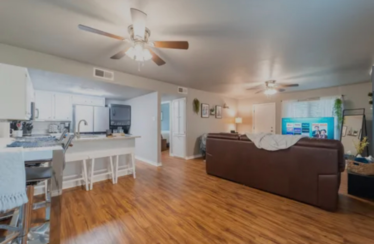 RAINTREE HAVEN CONDO - Photo 2
