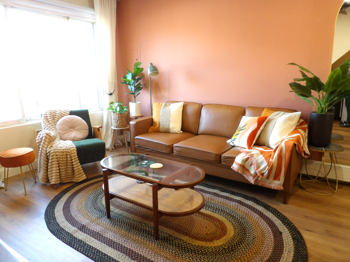 The Emerald - Private Condo in Randall Manor - Photo 5