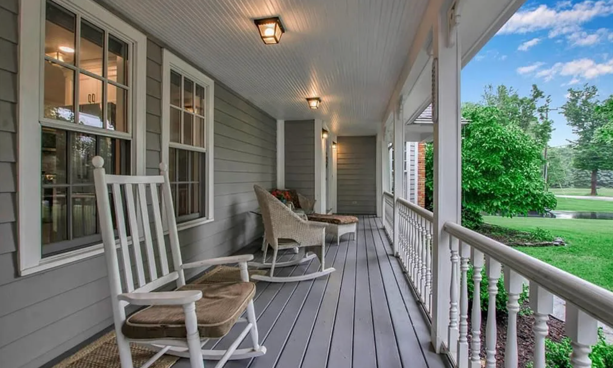 Comfortable country living with space to spread out, including a dedicated home office - Photo 12